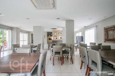 Image 27 - 251846